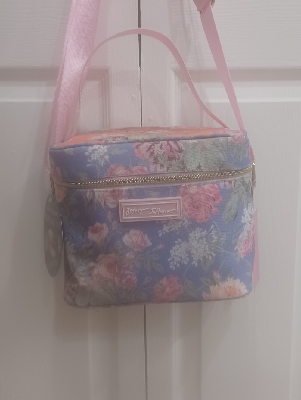 NWT Bestsy Johnson Insulated Lunch Tote. ๐ - Picture 2 of 6